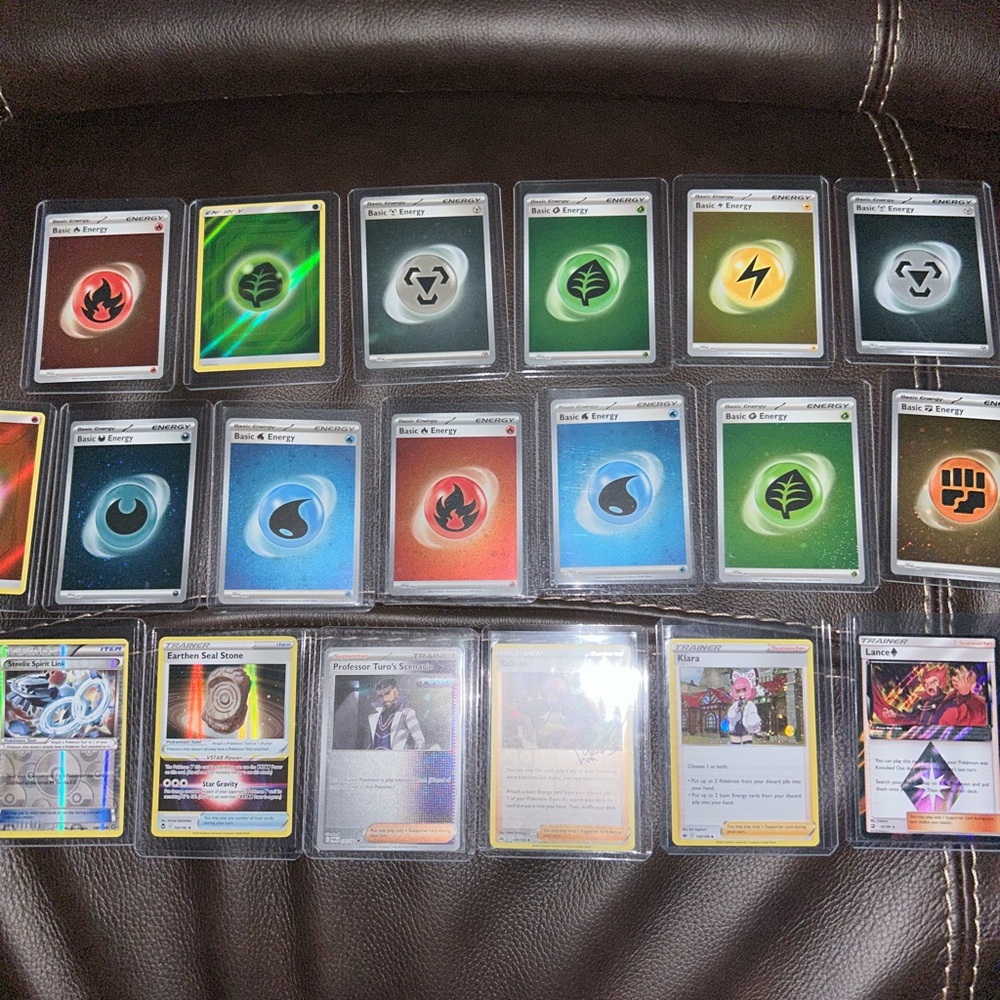Lot of 19 Unused Holo Trainer and Energy Cards in Sleeves and Top Loaders - Picture 4 of 7